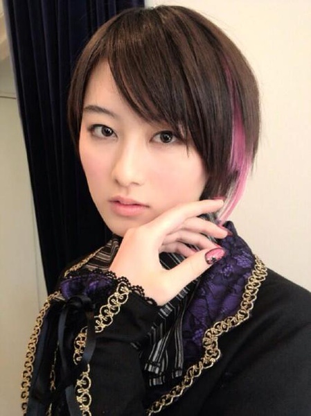 高月彩良写真