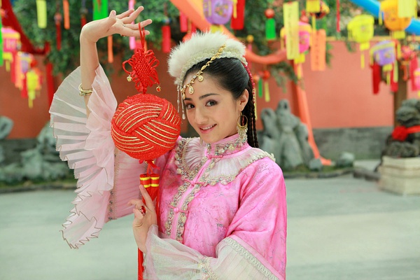 麦迪娜写真