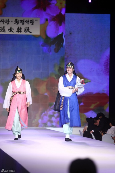 黄光熙写真