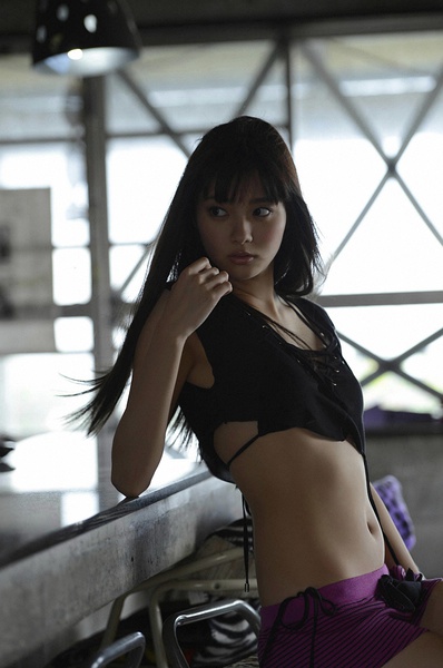 新川优爱写真