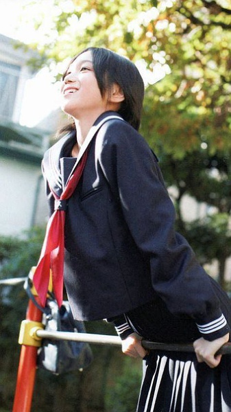 高良光莉写真