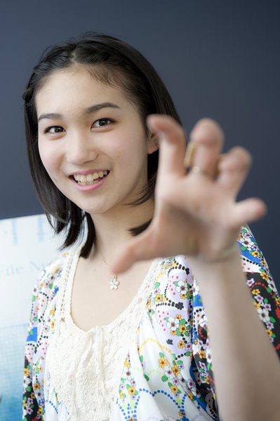 高良光莉写真