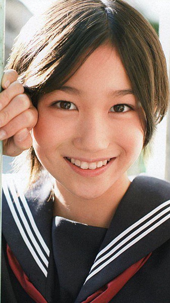 高良光莉写真