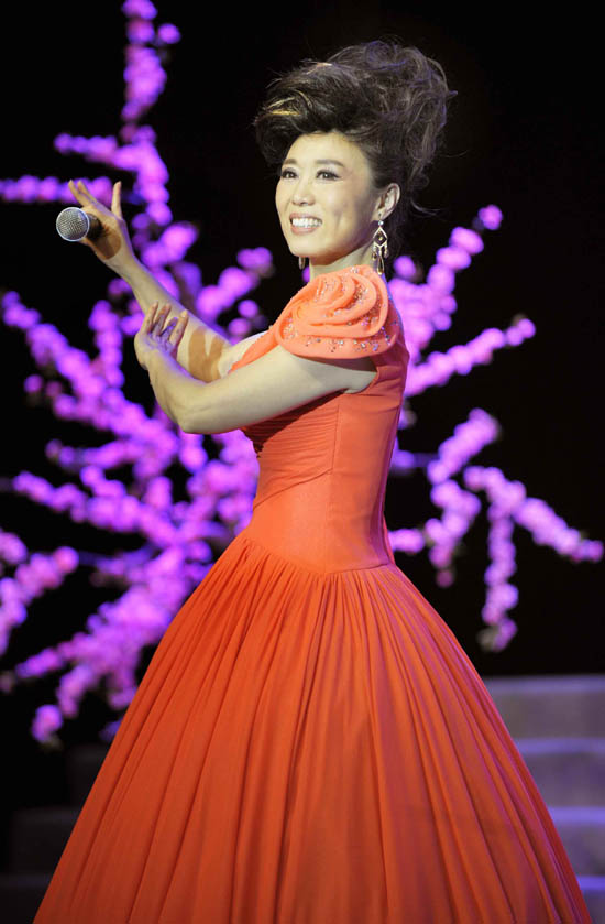 吴琼写真