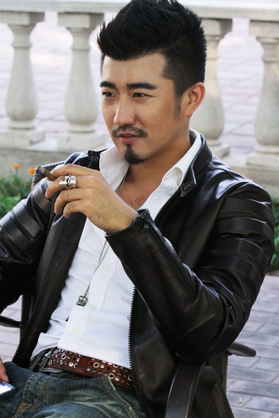 刘名洋写真