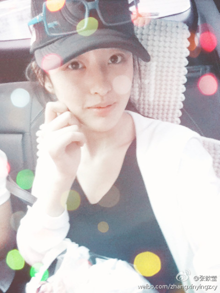 张歆莹写真
