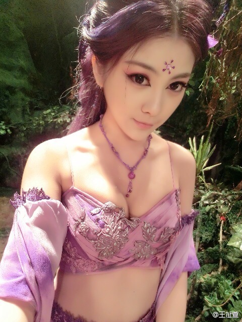 王祉萱写真