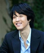 李东健写真