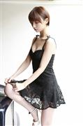 篠田麻里子写真