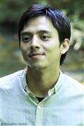 满岛真之介写真