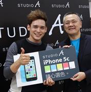 倪安东写真