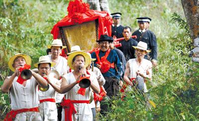 寒秋剧情介绍