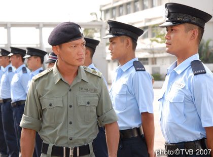 学警出更剧情介绍