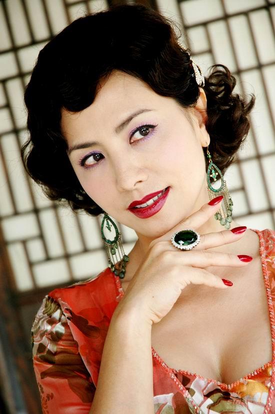 女人何苦为难女人剧情介绍