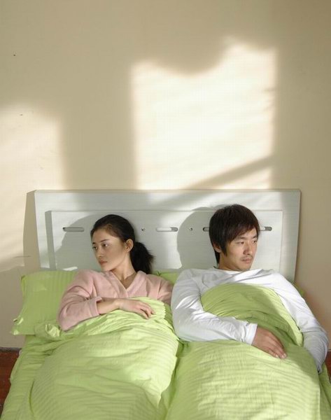 玻璃婚剧情介绍