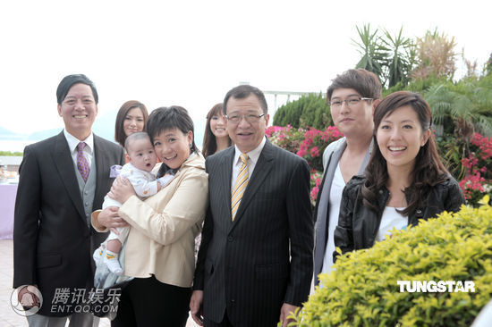 翻叮一族剧情介绍