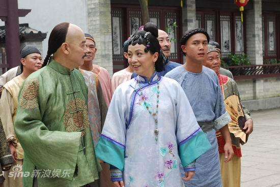 巾帼枭雄剧情介绍