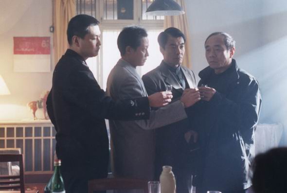 天之云地之雾剧情介绍