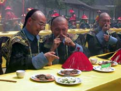 御前四宝剧情介绍