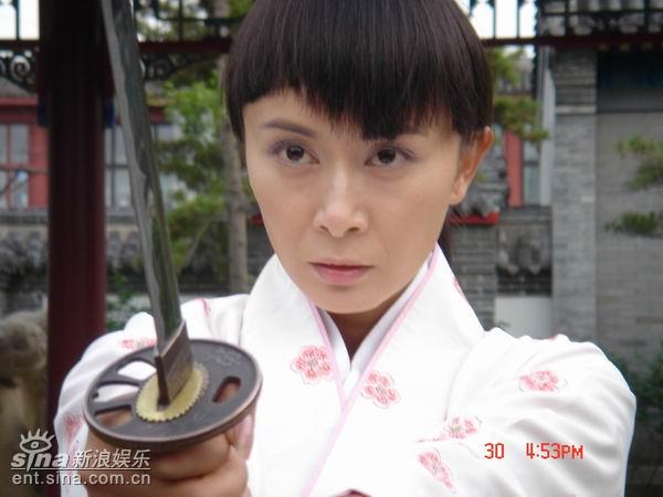 新虎口脱险剧情介绍