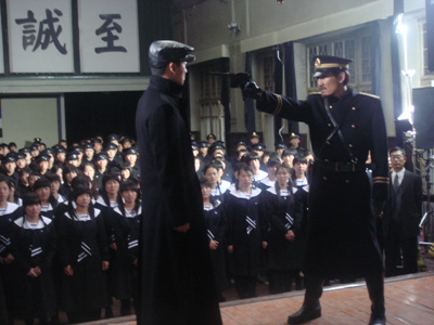 夜幕下的哈尔滨剧情介绍