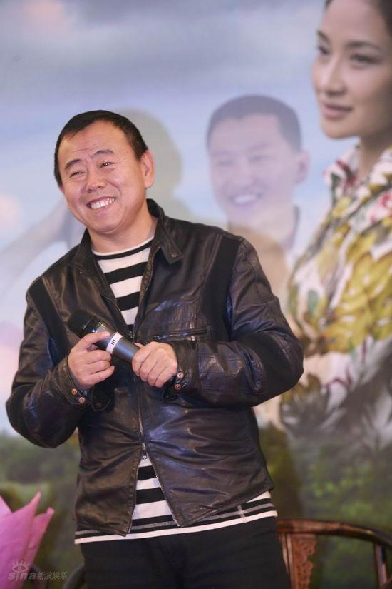 清凌凌的水蓝莹莹的天剧情介绍