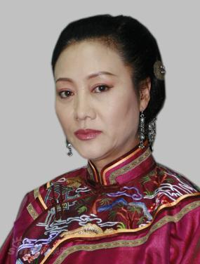 大宅院的女人剧情介绍