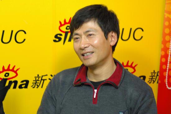 玫瑰绽放的年代剧情介绍