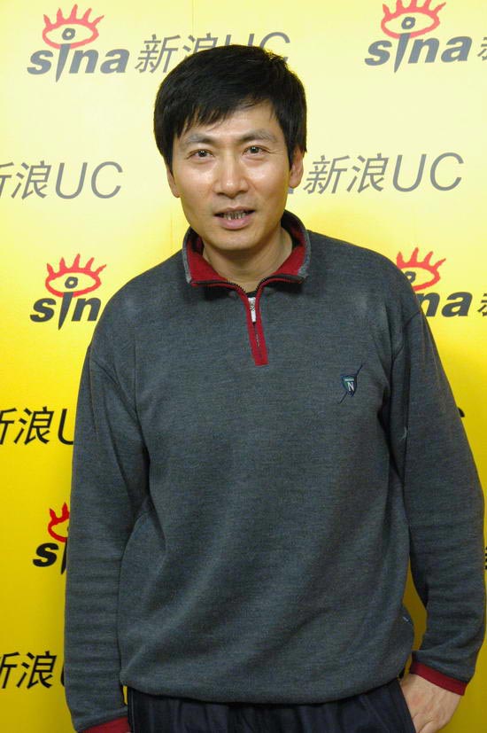 玫瑰绽放的年代剧情介绍