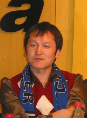 玫瑰绽放的年代剧情介绍