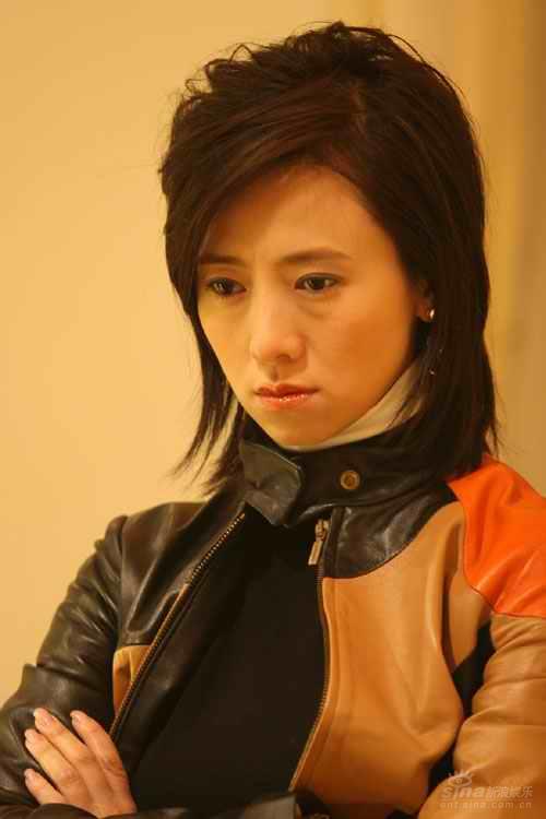 现代美女剧情介绍