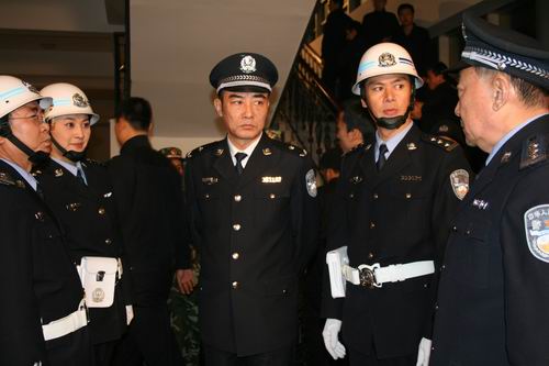 警中警2剧情介绍