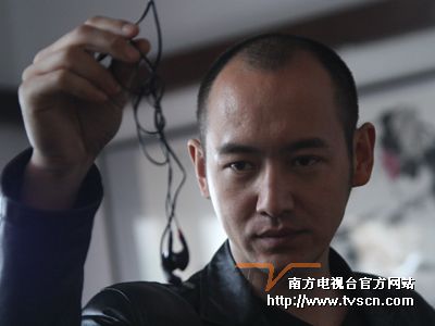 深瞳剧情介绍