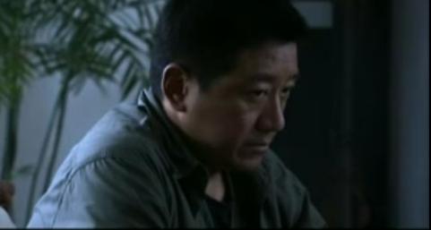 疯狂的背后剧情介绍