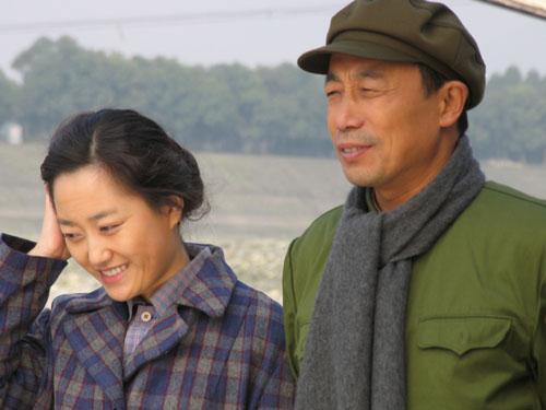 走出硝烟的男人剧情介绍