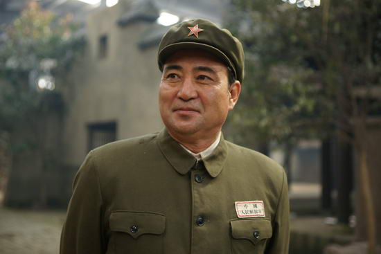 战地浪漫曲剧情介绍