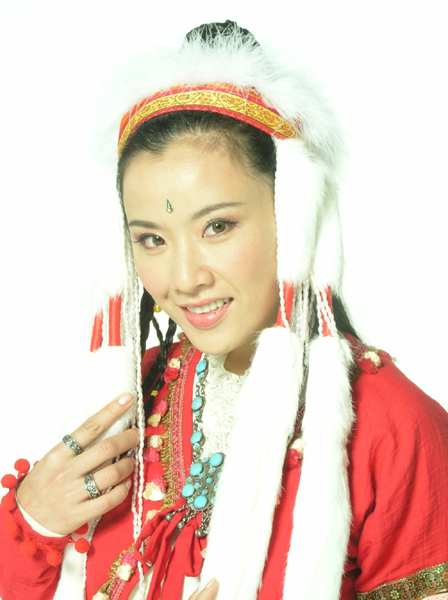 万绮雯剧情介绍