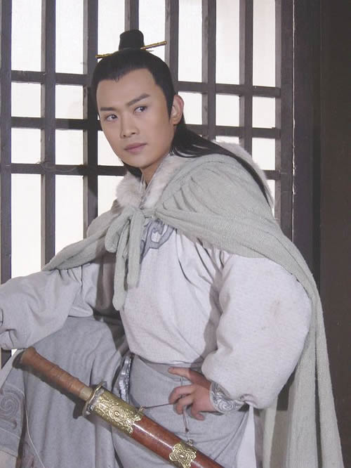 萍踪侠影剧情介绍