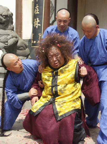 黄飞鸿与十三姨剧情介绍
