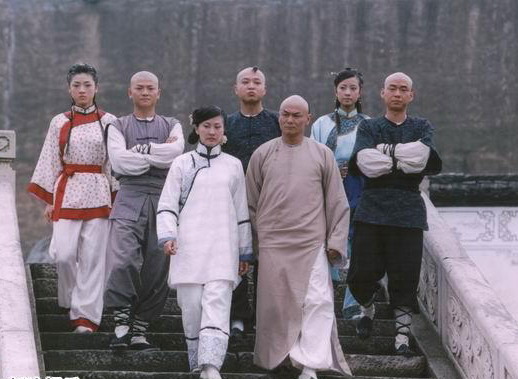 黄飞鸿与十三姨剧情介绍